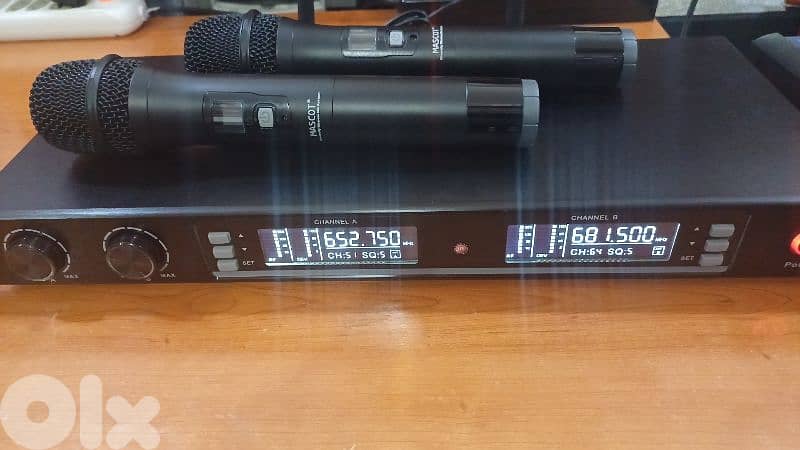 mascot 2 mic wireless new in box 0
