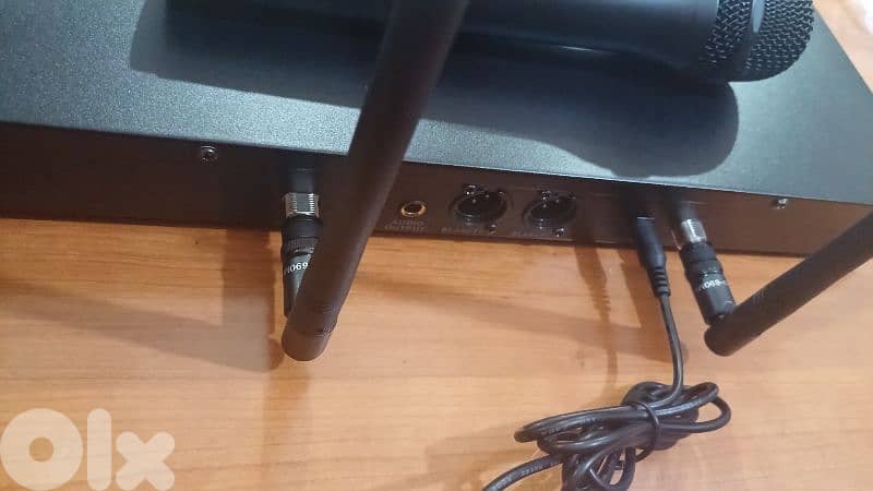 mascot 2 mic wireless new in box 6