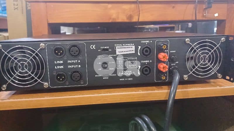 power amplifier martin 1200w new in box 1