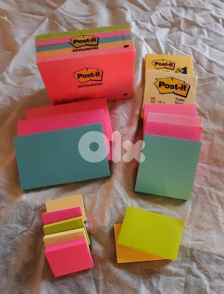 Sticky notes All sizes. Mark is: post it and info 2