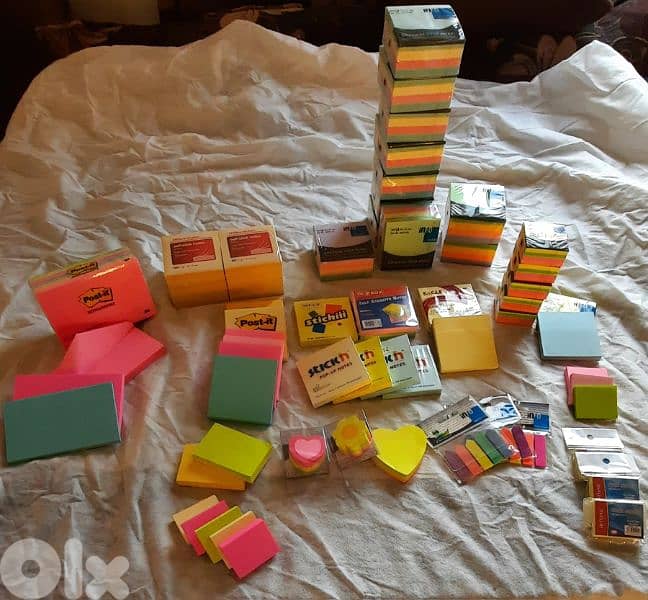 Sticky notes All sizes. Mark is: post it and info 5