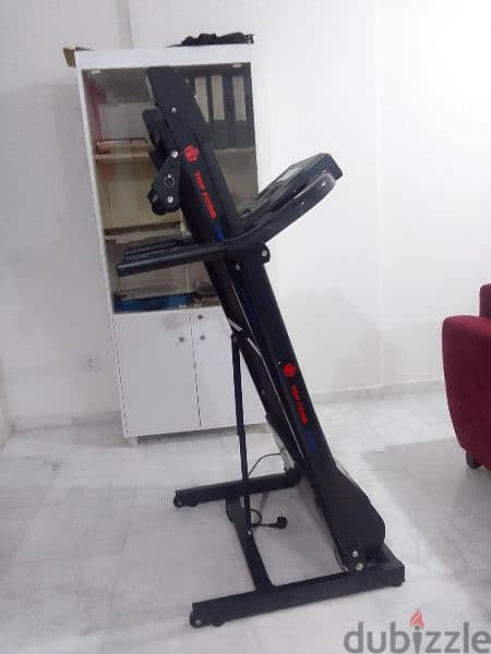 Treadmill 4