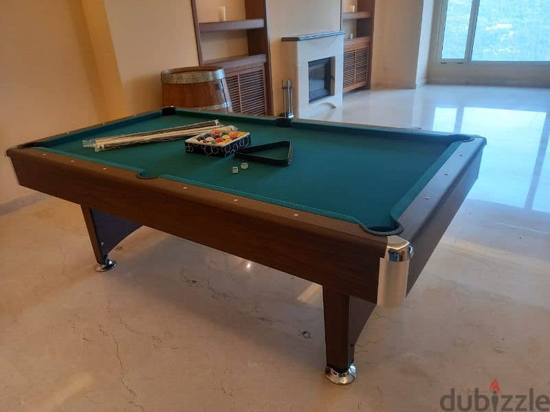 billiard table 0