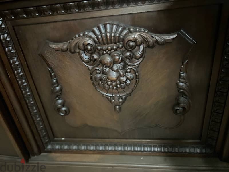 solid wood dersoir 9