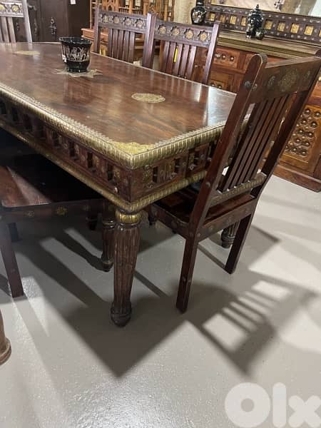 solid wood teak dining table with 6 chairs mirroe and dersoir 2