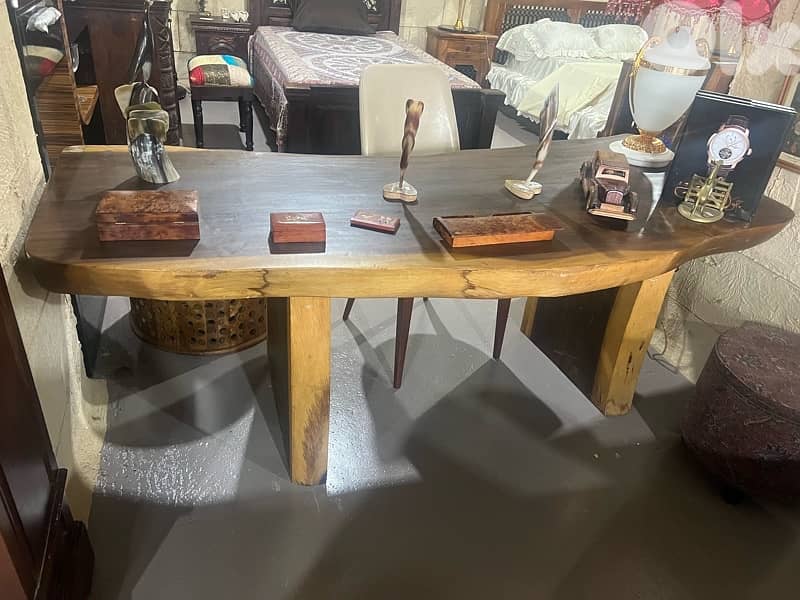 solid wood desk 1