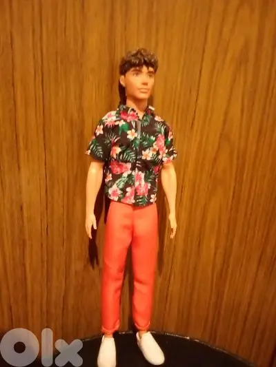 FASHIONISTAS184 KEN Mattel Brunette Cropped Great doll+Outfit+Shoes=18