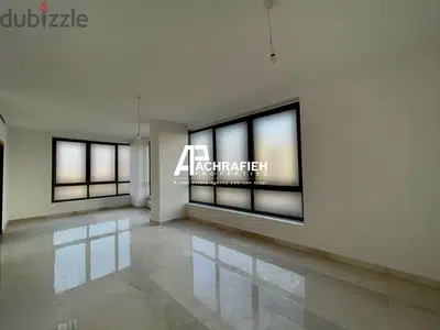 Apartment For Rent In Achrafieh - شقة للأجار في الأشرفية
