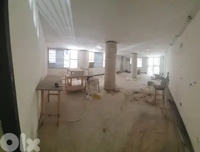 L04796-Shop For Rent In Achrafieh