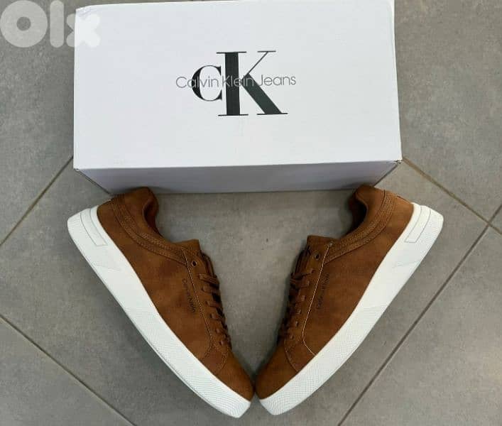 Calvin Klein 5