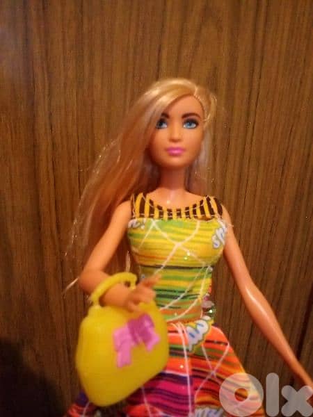 CANDY STRIPES FASHIONISTAS Mattel2016 Great doll+her Own Shoes+bag=24$ 3