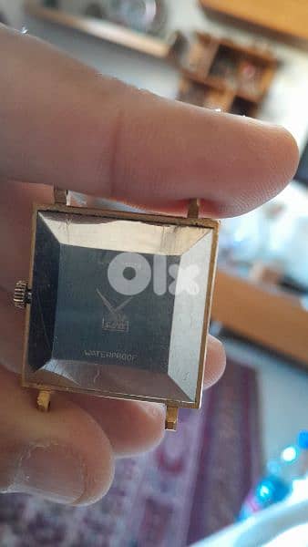 gold watch. authentic 0
