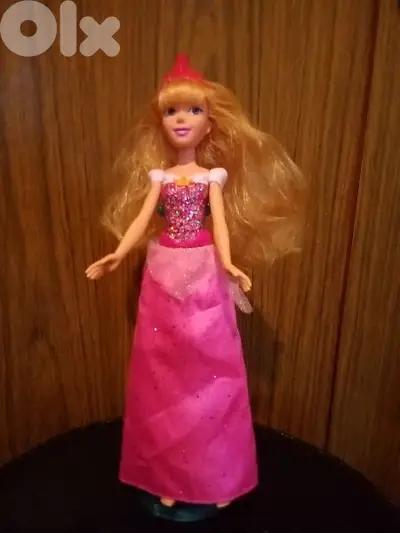 Princess AURORA Disney Sleeping Beauty Royal Shimmer Hasbro great doll