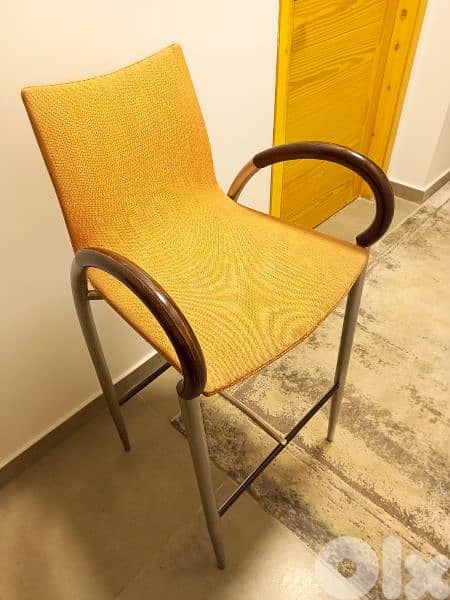 high chairs 15$ per item ( Quantity 4) 0