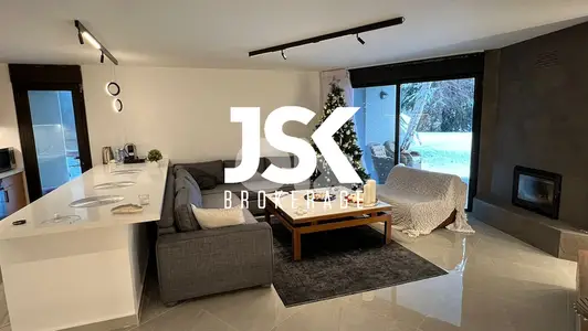 L14132- Decorated, Furnished & Renovated Chalet for Sale In Fakra