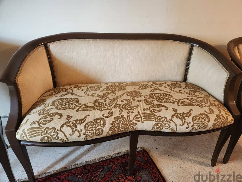 salon very good condition 2