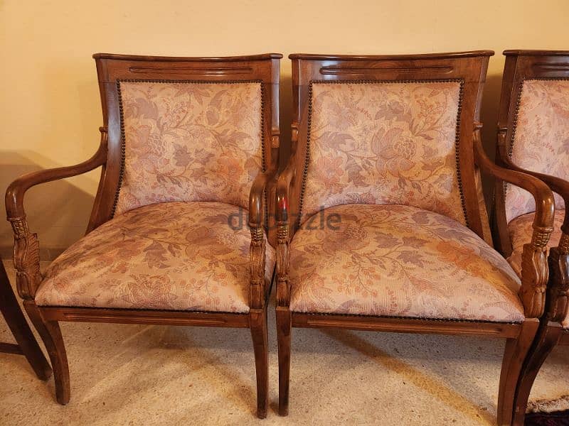 salon very good condition 1