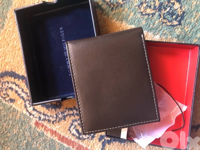 TOMMY HILFIGER WALLETS ORIGINAL New never used 5