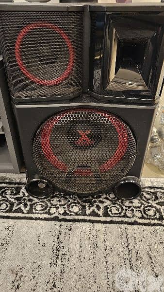 LG XBOOM CM9750 Audio Hi-Fi Party System 3