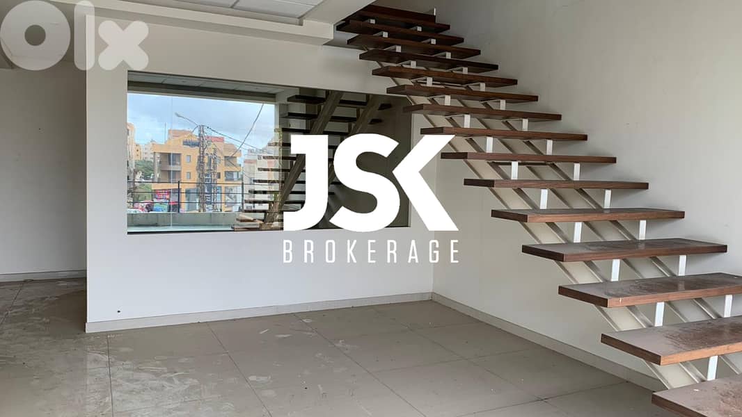 L14156-Spacious Shop for Rent in Mansourieh 0
