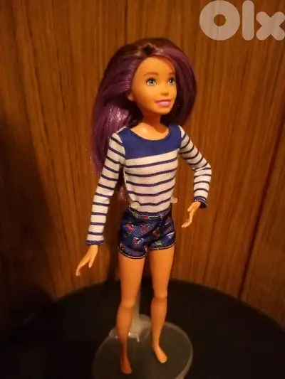 SKIPPER BABY SITTER NURSERY Mattel Glitz Great doll purple hair part.