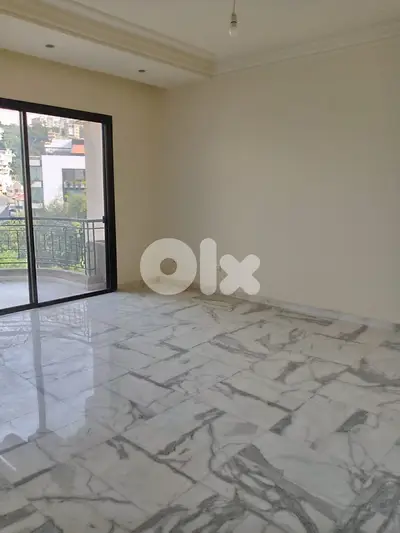Mtayleb fully decorated apartment payment facilities Ref#5915