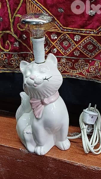 antique 6