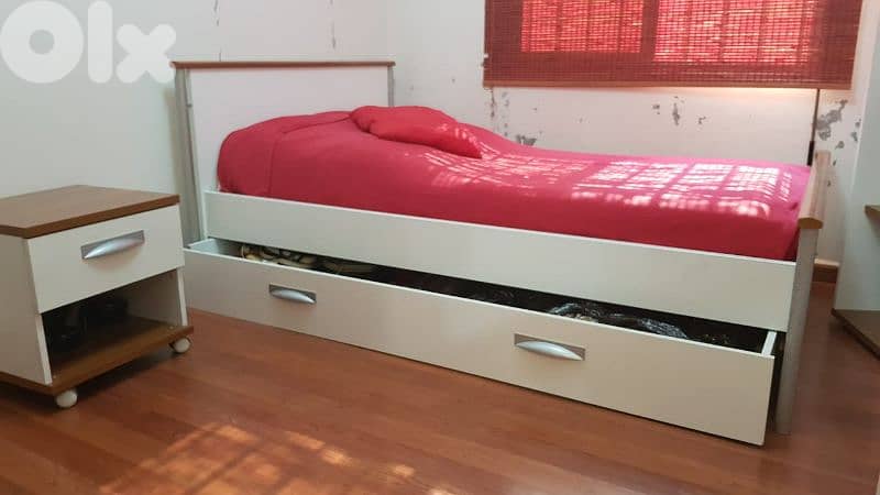 Bed with Mattress + Bedside Table + Shelving unit 1