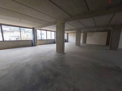 330 SQM Industrial Warehouse in Mazraat Yachouh, Metn