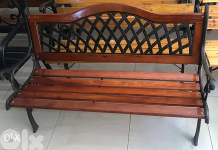 wood bench 101