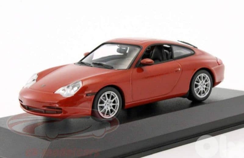Porsche Carrera Coupe 2001 diecast car model 1;43. 1