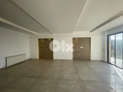 RWK223JS - Apartment For Sale in Ballouneh -  شقة للبيع في بلونة