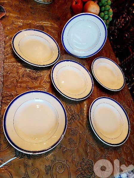 Plates - 6 Pieces  - اطباق عدد 0