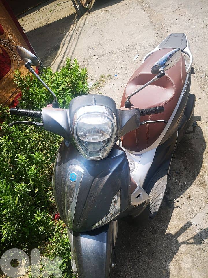 Piaggio Beverly 300cc 2