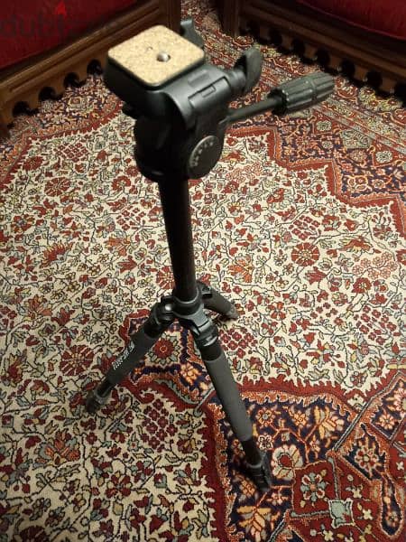 Tripod WF 6663A 0