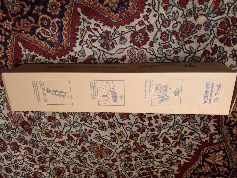 Tripod WF 6663A 5