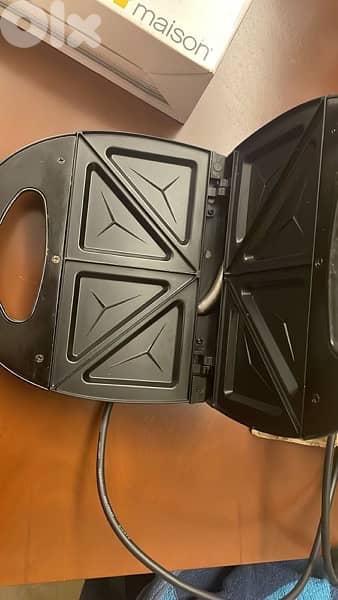Sandwich maker/ toaster 4