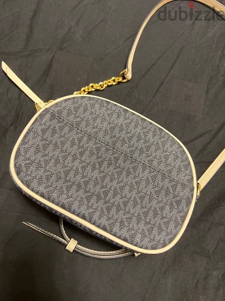 authenthic michael kors bag, small oval 2