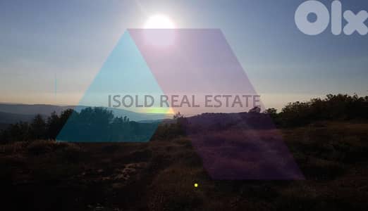 A 900 m2 land for sale in Fakra - أرض للبيع في فقرا