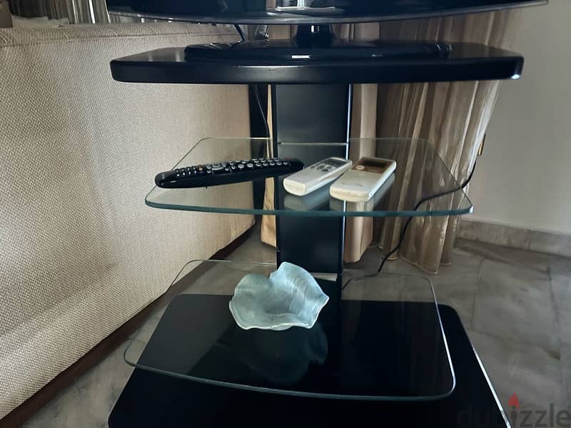 table for tv 0