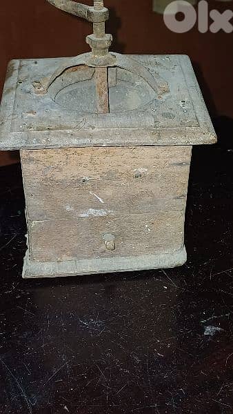 antique 4