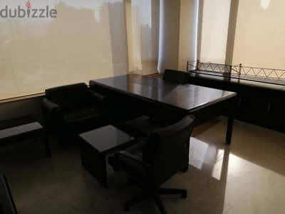 Office For Sale in Furn El Chebbak مكتب للايجار في فرن الشباك
