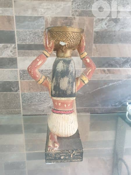 statue 3