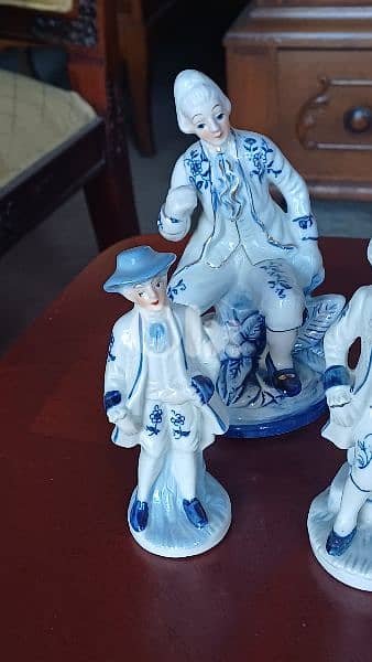 antique 5