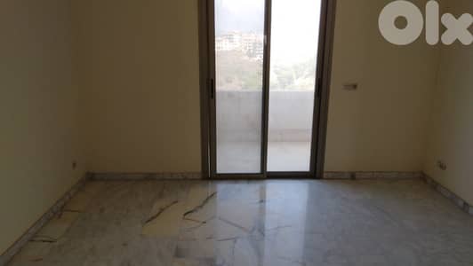 L11066-Spacious Office for Rent in Aoukar