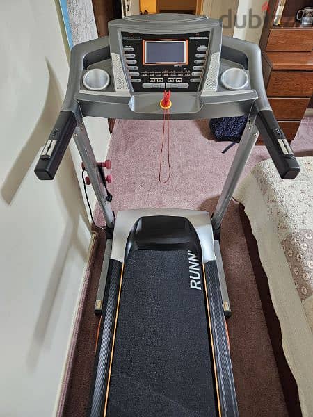 Treadmill 3HP 135kg 93XI 3