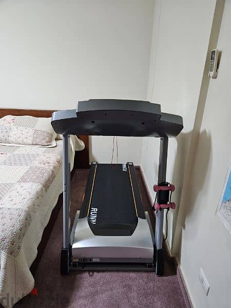 Treadmill 3HP 135kg 93XI 4