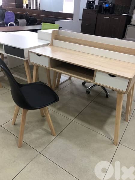 office desk d2 0