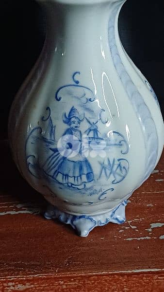 antique 6