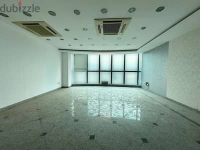 Office for Rent in Jdeideh مكتب للإيجار على طريق جديدة